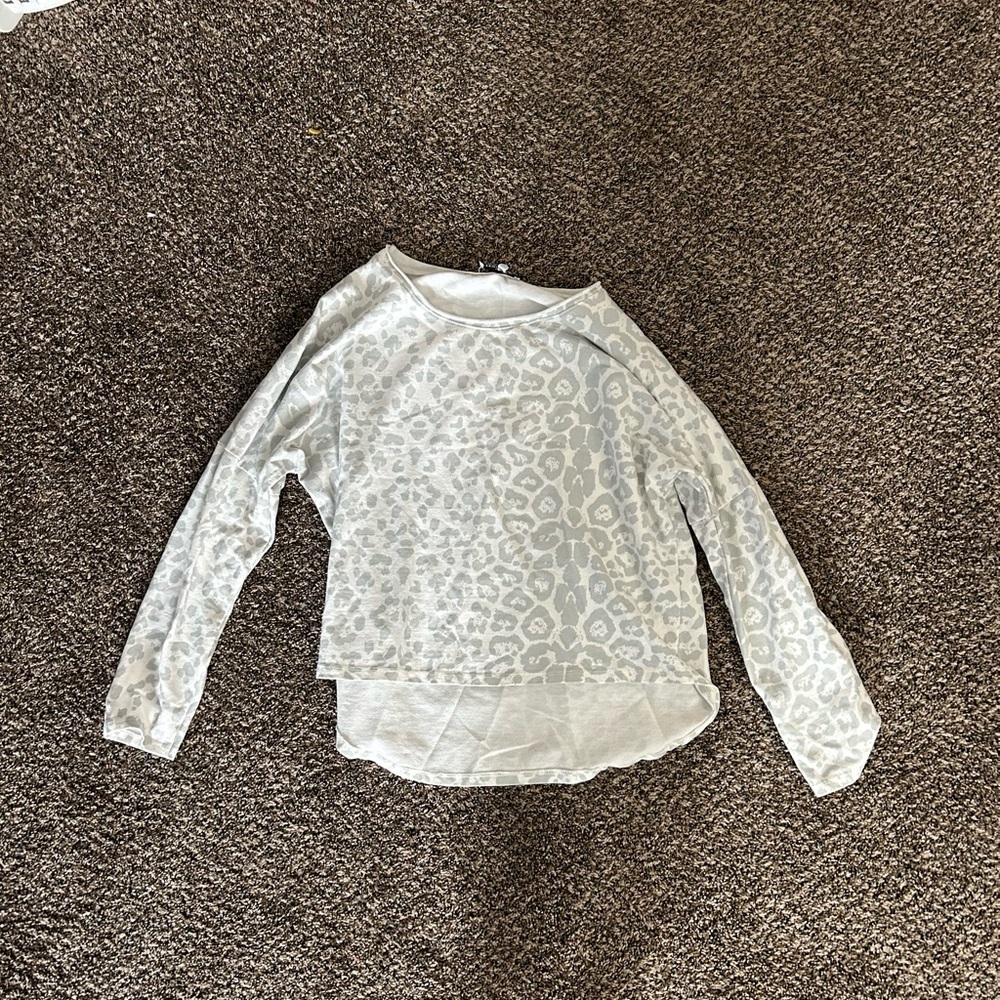 Cheetah print long sleeves